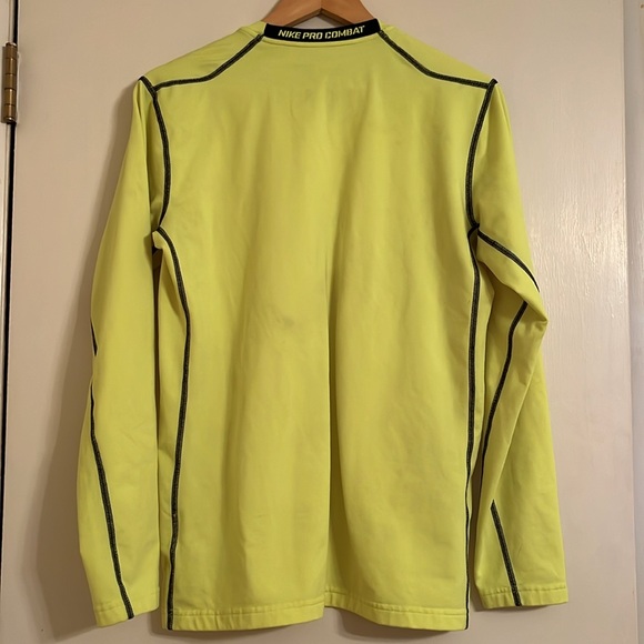 Nike Pro Combat Hyperwarm Long-Sleeve T-Shirt - Picture 7 of 10